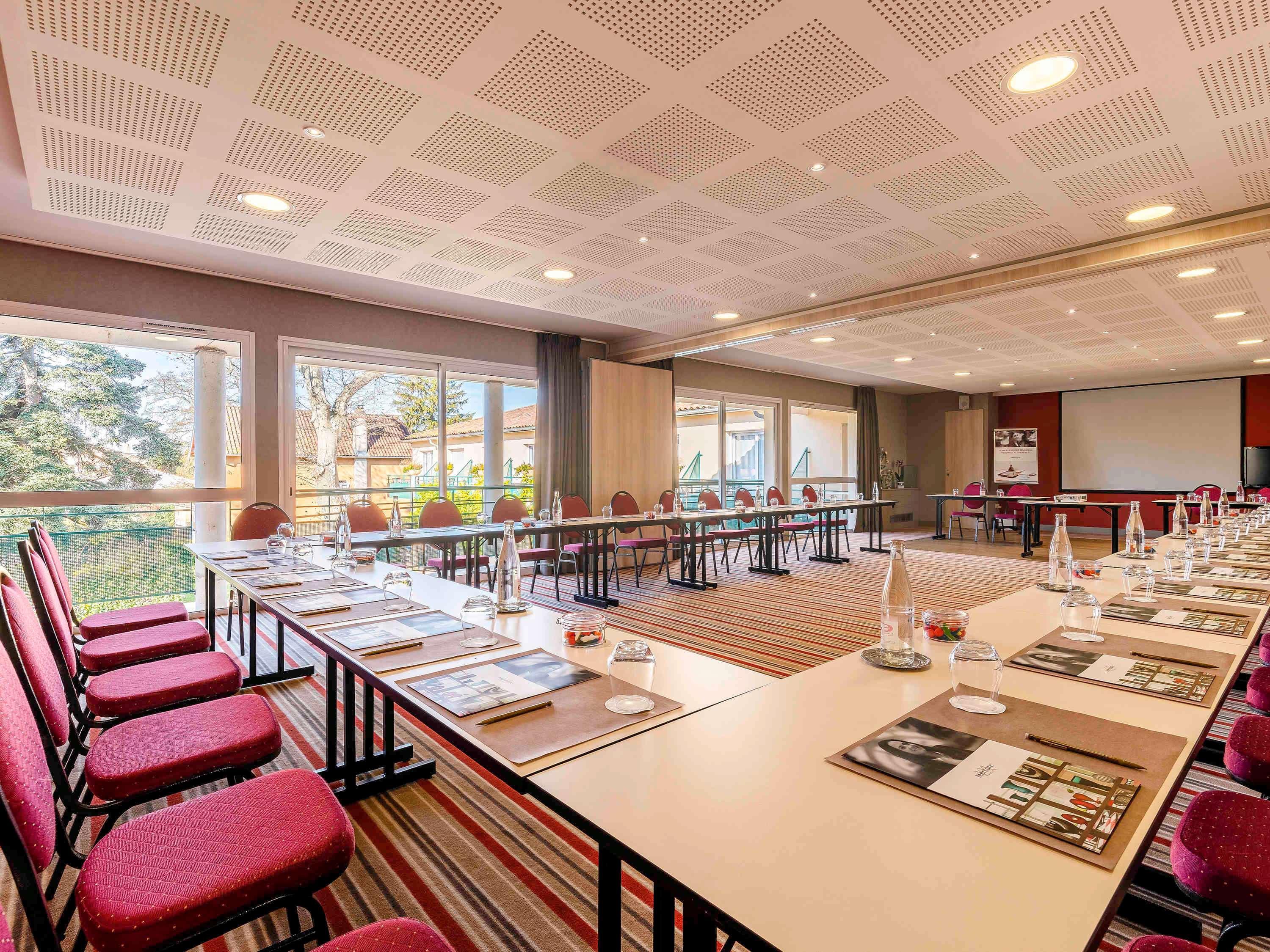 Mercure Castres L'Occitan Exterior photo