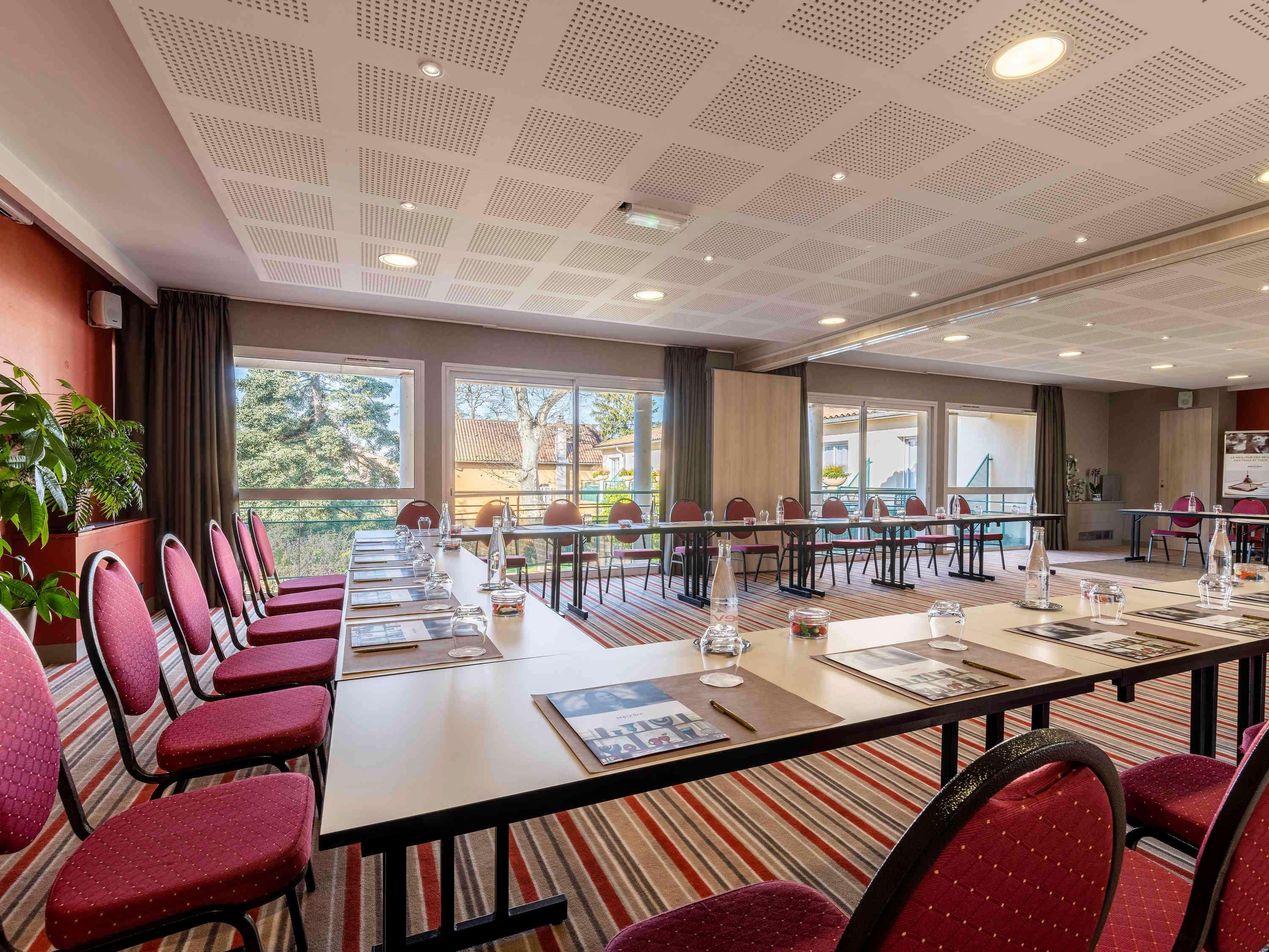 Mercure Castres L'Occitan Exterior photo